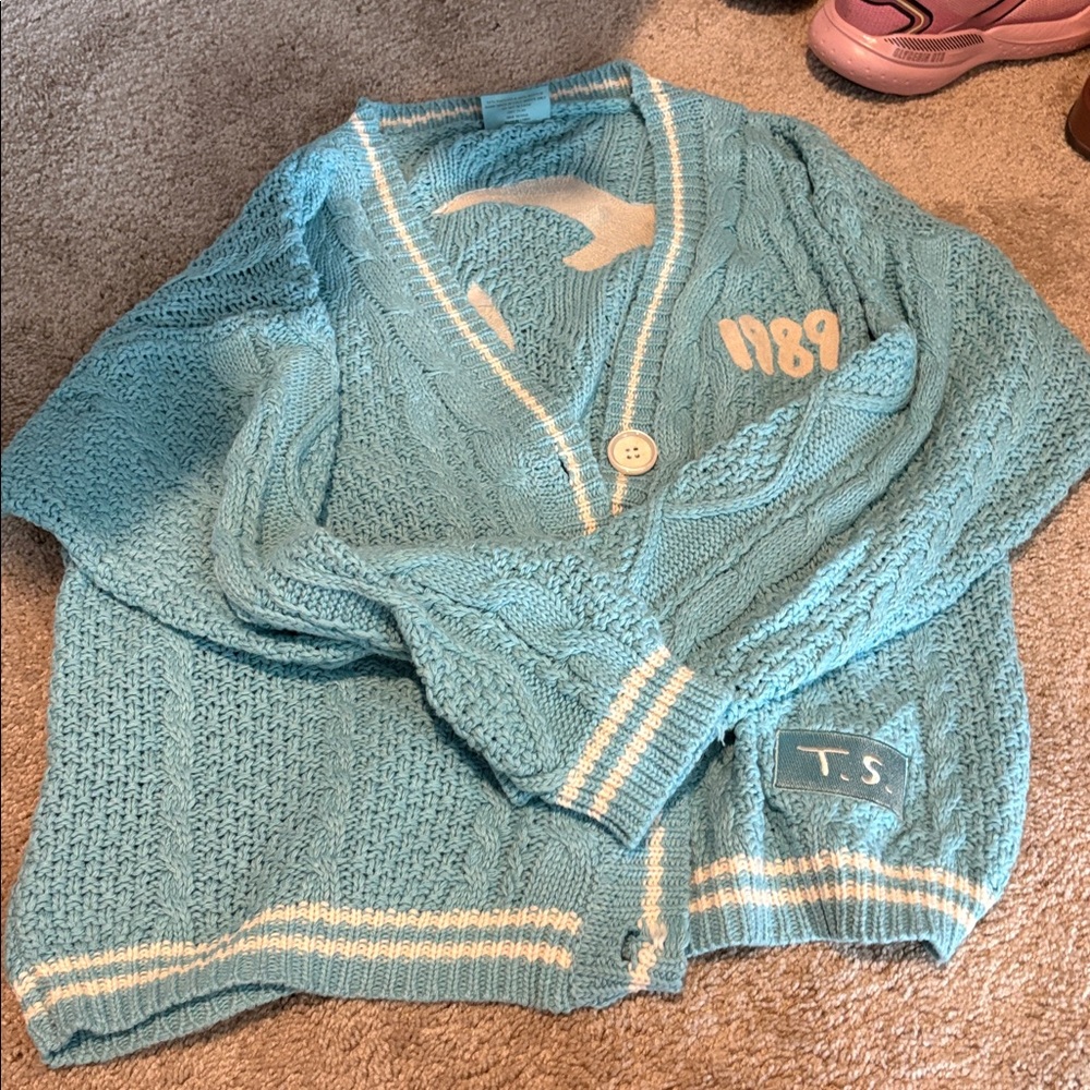 Taylor Swift 1989 Cardigan